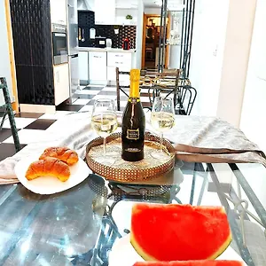  Сasa de vacaciones Elegant 3 Bedrooms, Wifi Free España