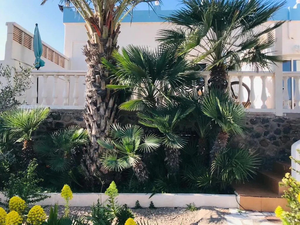 Bungalows & Estudios Los Escullos Almeria Country house